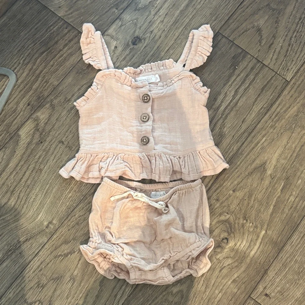 Jamie Kay Blush Ruffle Diaper Cover Set - Picture 1 of 2
